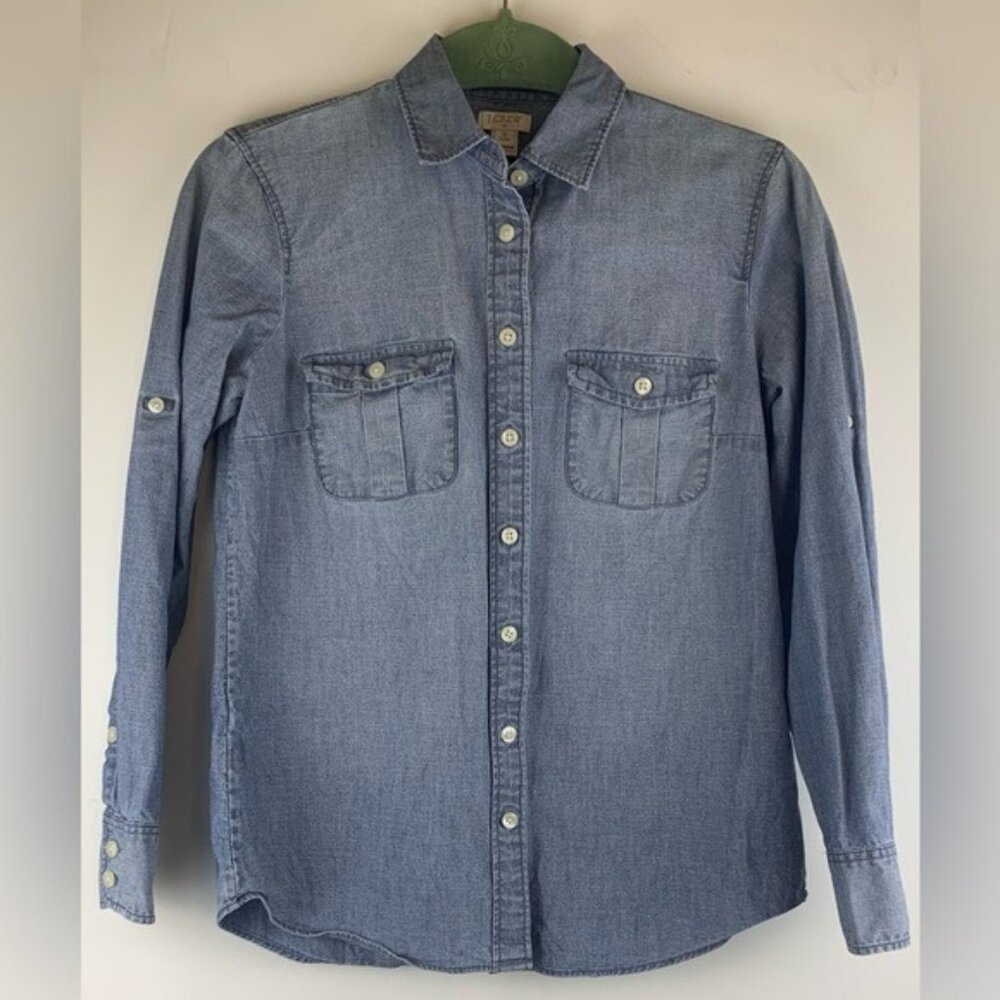 J. Crew Ladies‎ Petite Chambray Shirt 100% Cotton Button-Up Casualwear Size XS